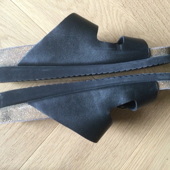 Mephisto Harmony Black Sandals - Picture 6 of 16